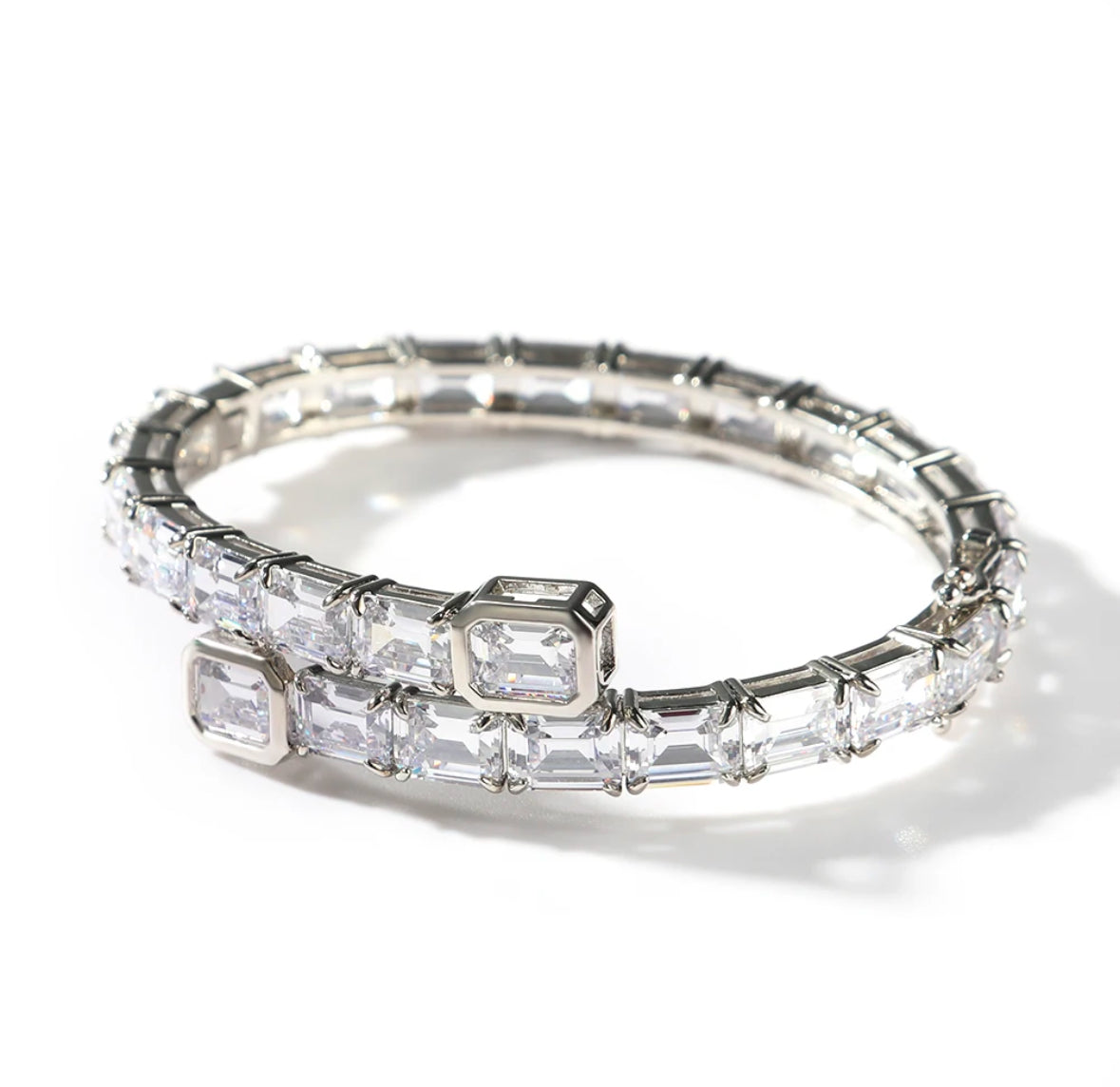 14K vergoldetes Kristall-Baguettes Tennis Armreife